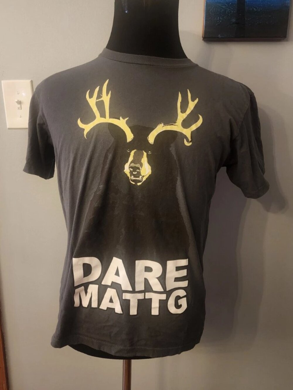 DARE MattG Youtuber Merch T-shirt Size Medium